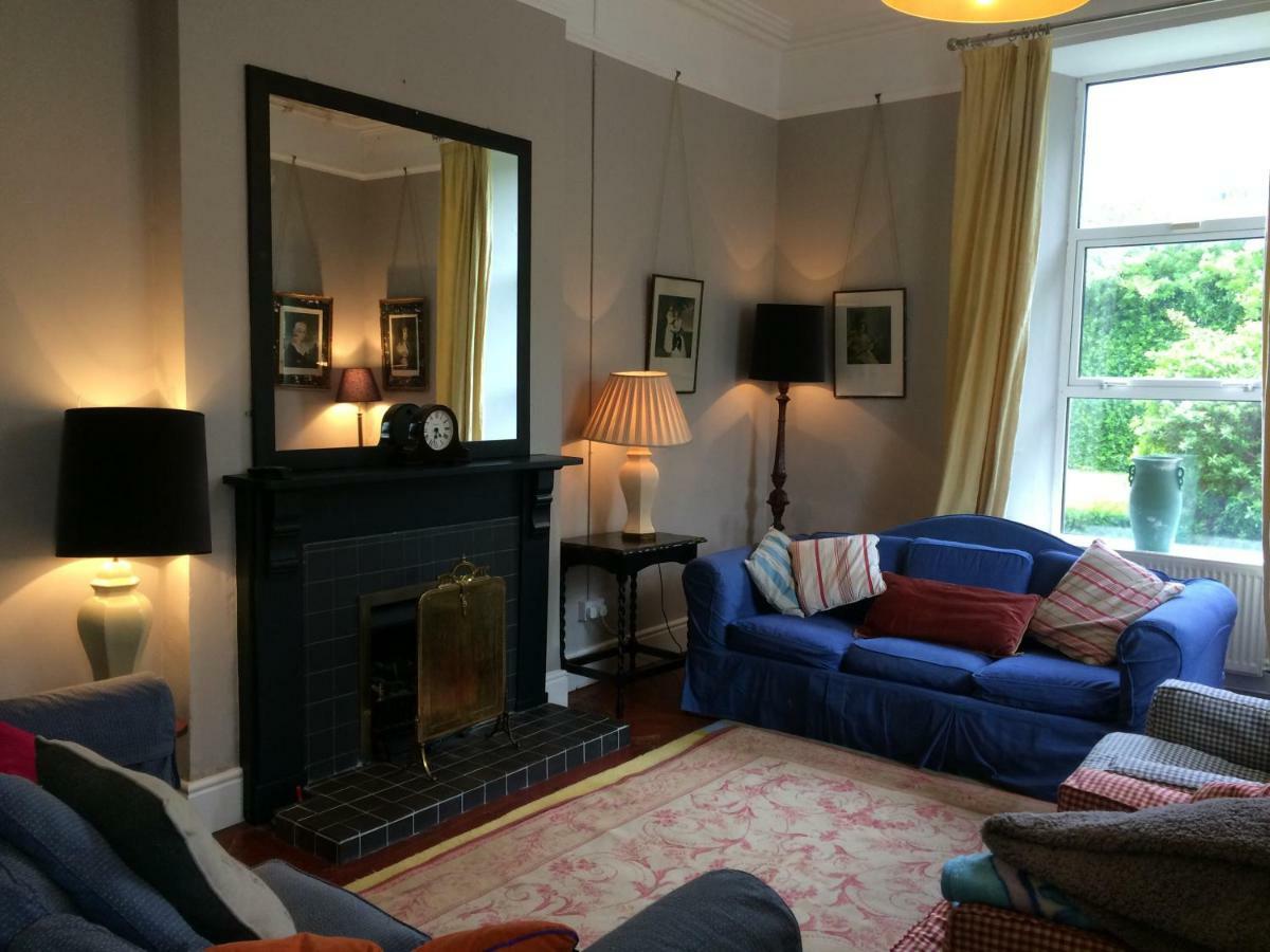 The Old Monastery Guesthouse Cahersiveen Extérieur photo