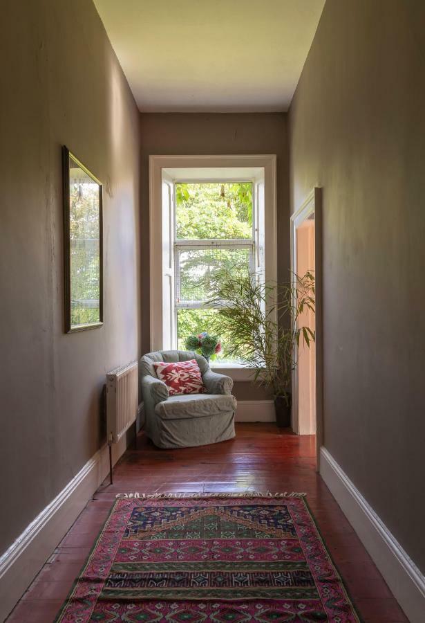 The Old Monastery Guesthouse Cahersiveen Extérieur photo