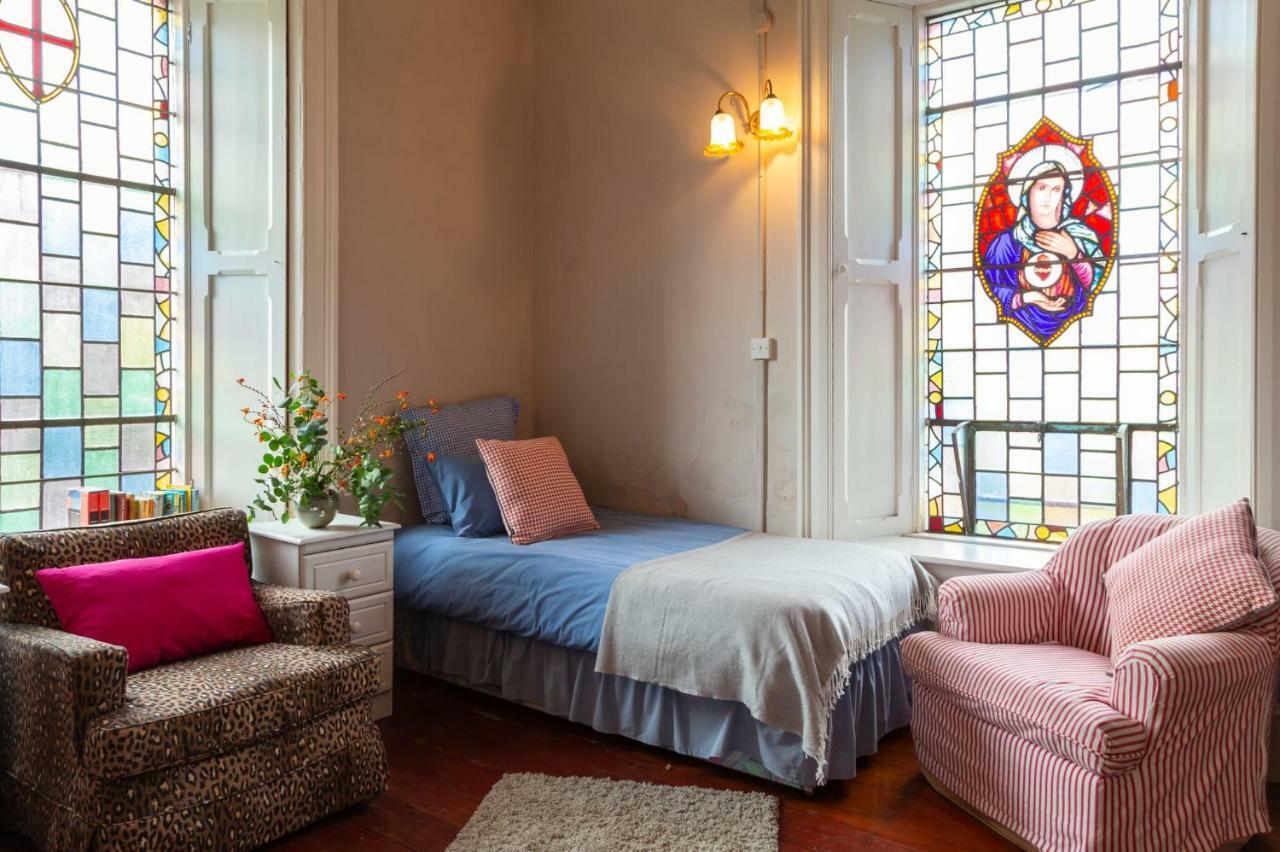 The Old Monastery Guesthouse Cahersiveen Extérieur photo